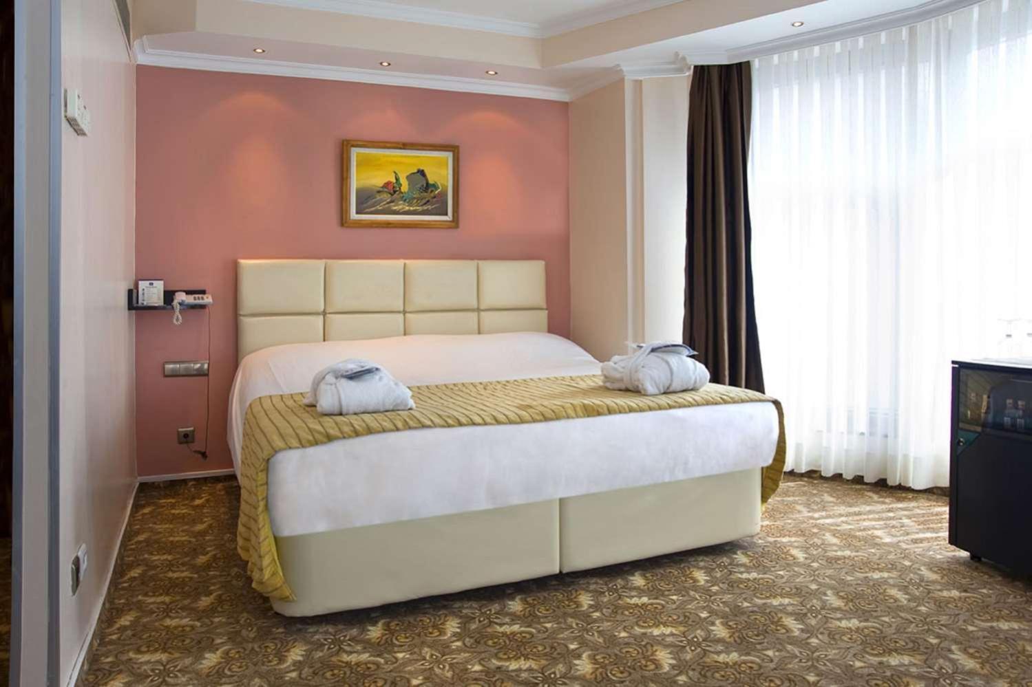 Hotel 2000 Kavaklidere Ankara Buitenkant foto
