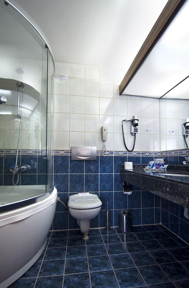 Hotel 2000 Kavaklidere Ankara Buitenkant foto